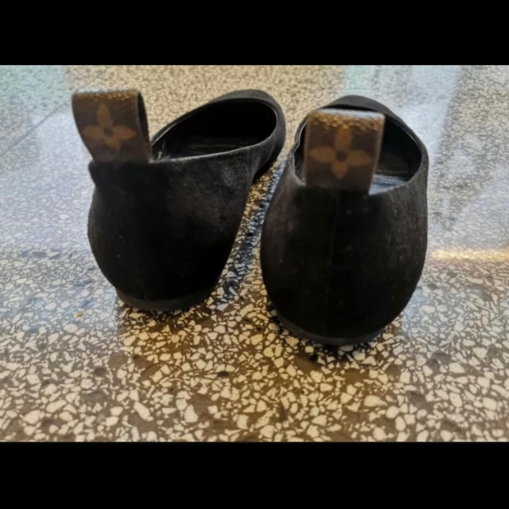 Women's Louis Vuitton Uniformes ~ Black Suede Shoes ~ Size 37 ~ 6.5~7 - Picture 2 of 7